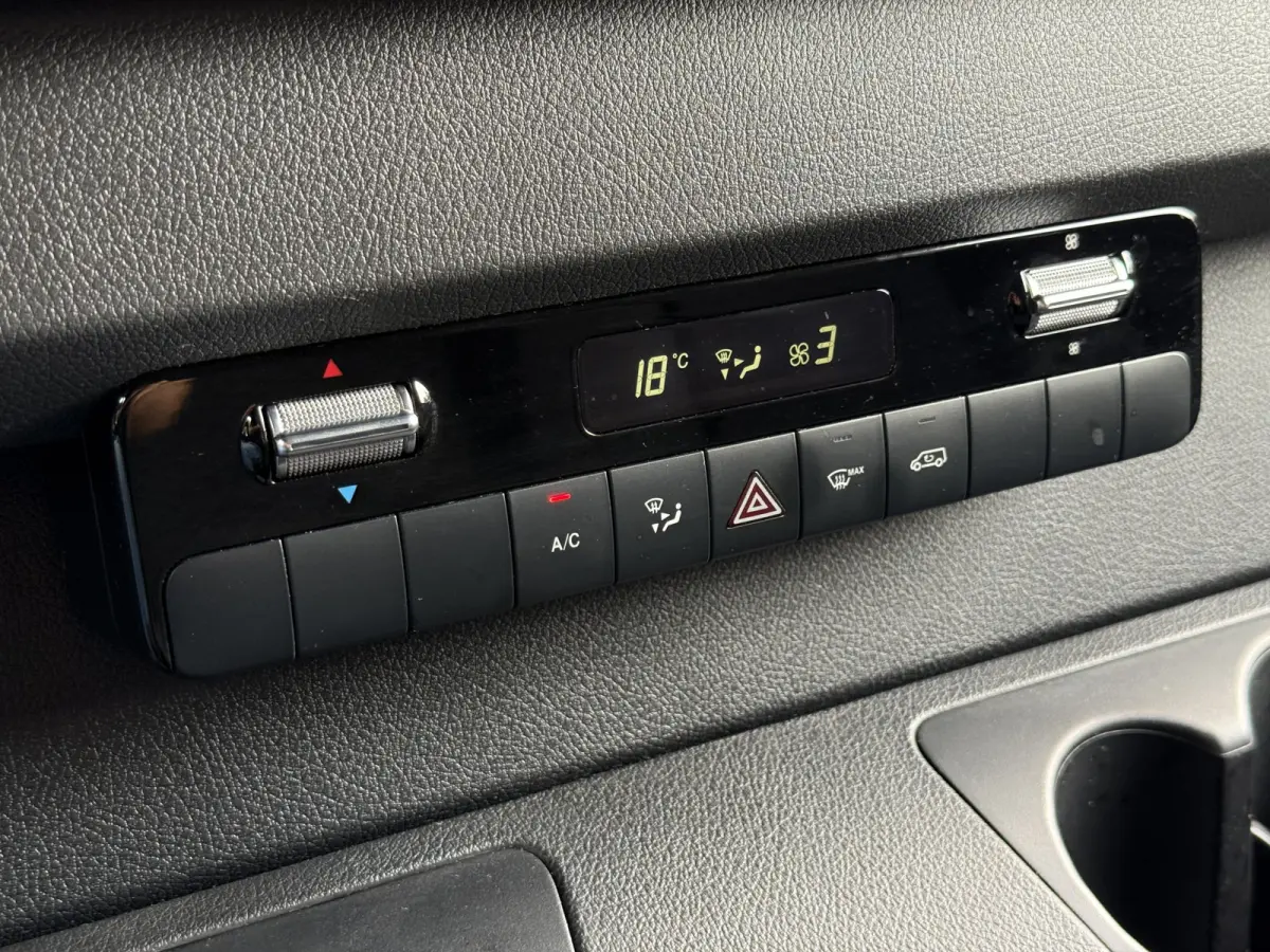 319 1.9 CDI Bakwagen met laadklep | Zijdeur | Cruisec. | Airco
