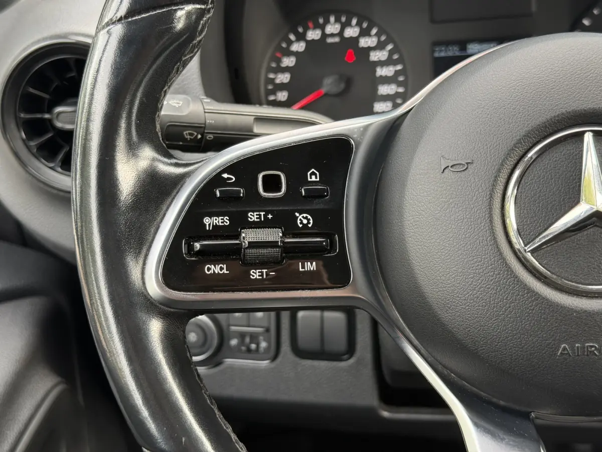 319 1.9 CDI Bakwagen met laadklep | Zijdeur | Cruisec. | Airco
