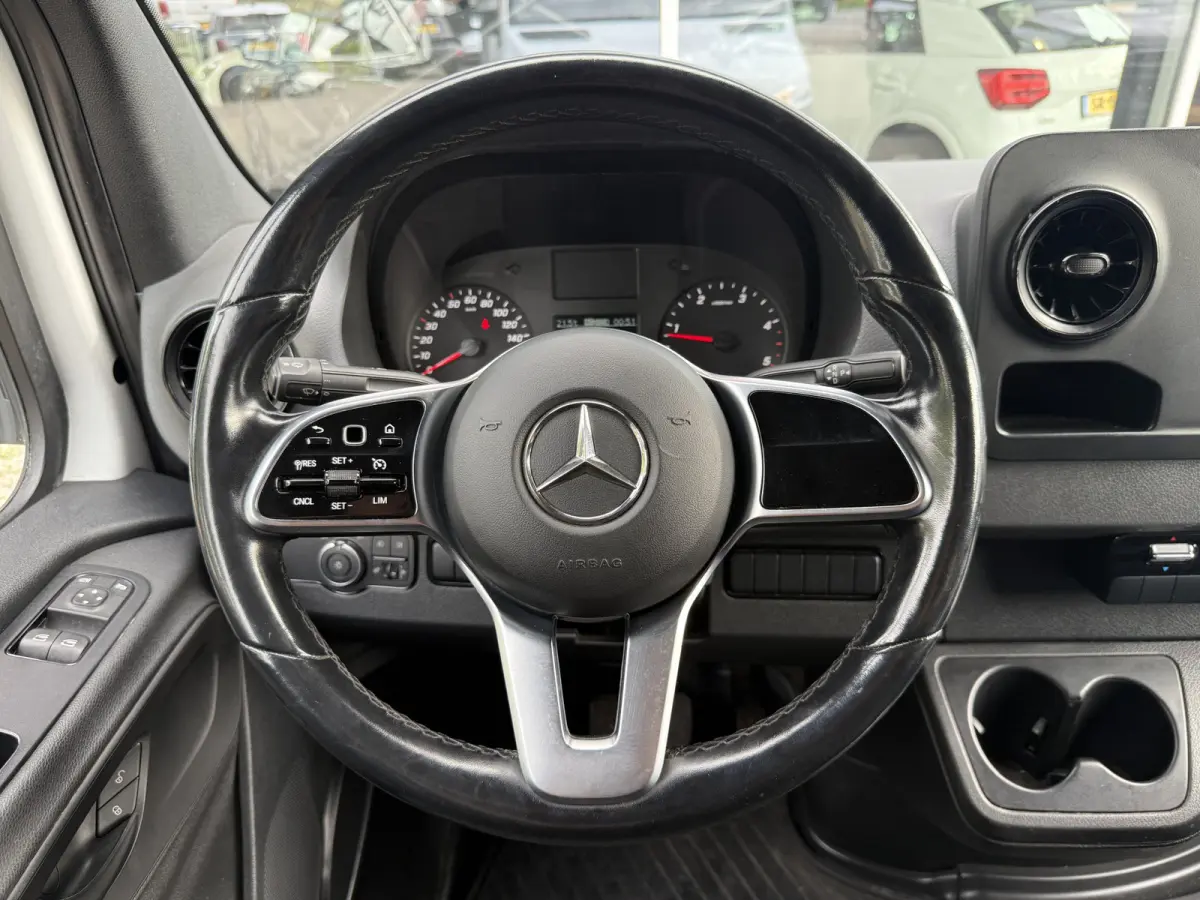 319 1.9 CDI Bakwagen met laadklep | Zijdeur | Cruisec. | Airco