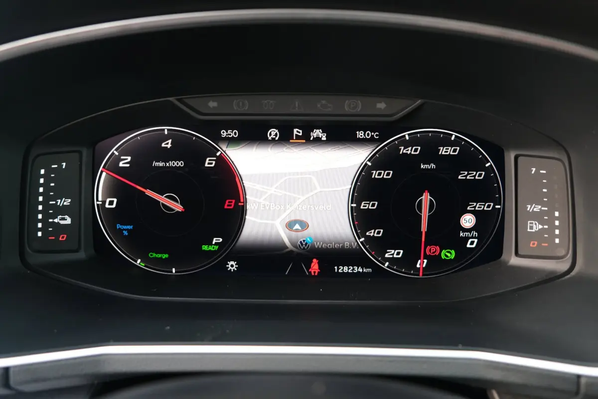 1.4 TSI e-Hybrid PHEV FR 245PK Pano Trekhaak 360Cam Navi Led ACC
