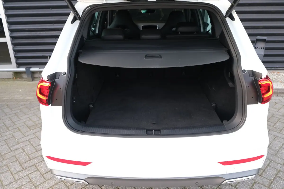 1.4 TSI e-Hybrid PHEV FR 245PK Pano Trekhaak 360Cam Navi Led ACC