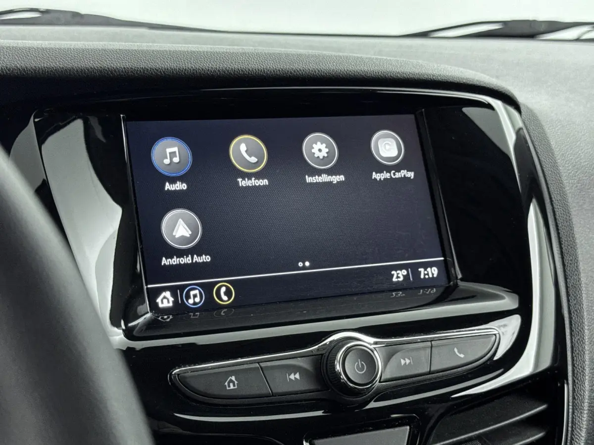 1.0 Online Edition | 1ste eigenaar | AppleCarPlay/Android | Parkeersensoren | Airco | 15"LMV