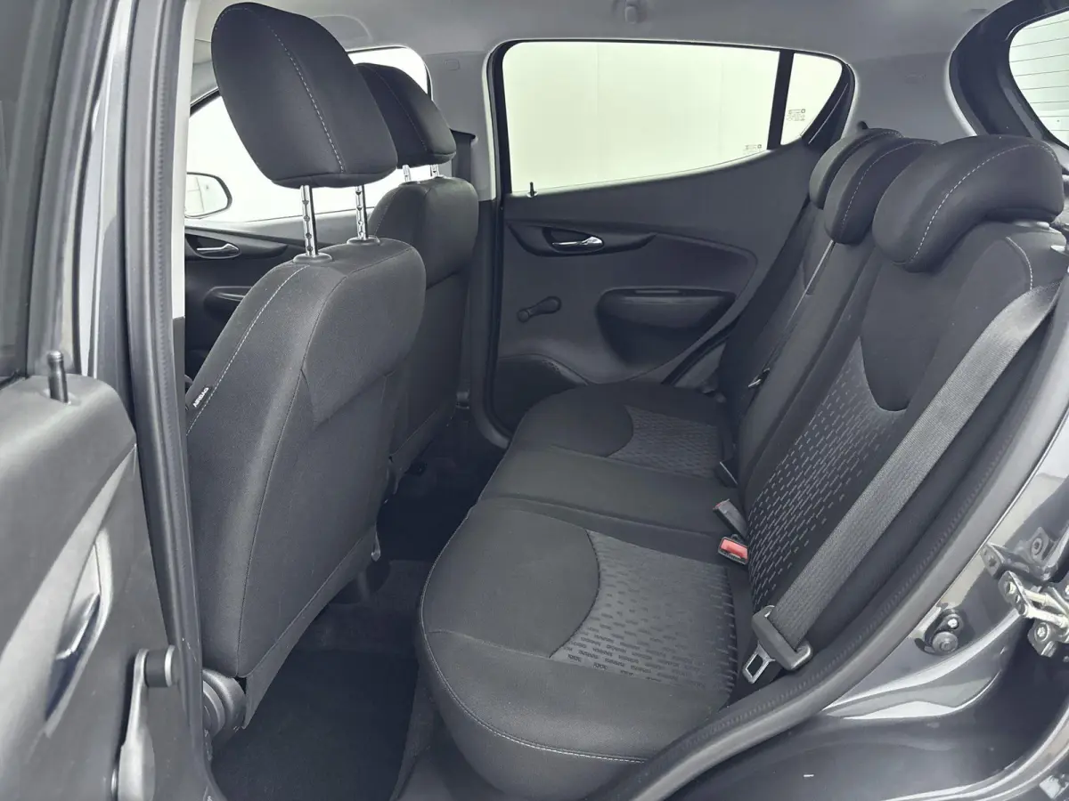 1.0 Online Edition | 1ste eigenaar | AppleCarPlay/Android | Parkeersensoren | Airco | 15"LMV