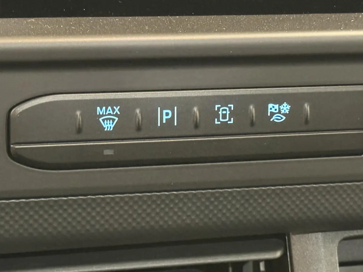 300 2.0 TDCI L2H1 Trend NM Automaat Dubbele Cabine Airco Cruise Navi PDC Camera Carplay