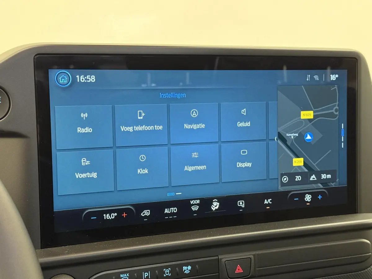 300 2.0 TDCI L2H1 Trend NM Automaat Dubbele Cabine Airco Cruise Navi PDC Camera Carplay