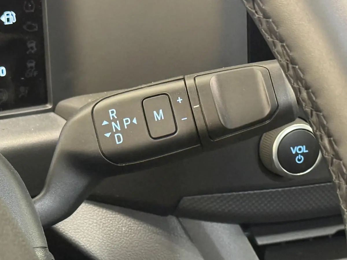 300 2.0 TDCI L2H1 Trend NM Automaat Dubbele Cabine Airco Cruise Navi PDC Camera Carplay