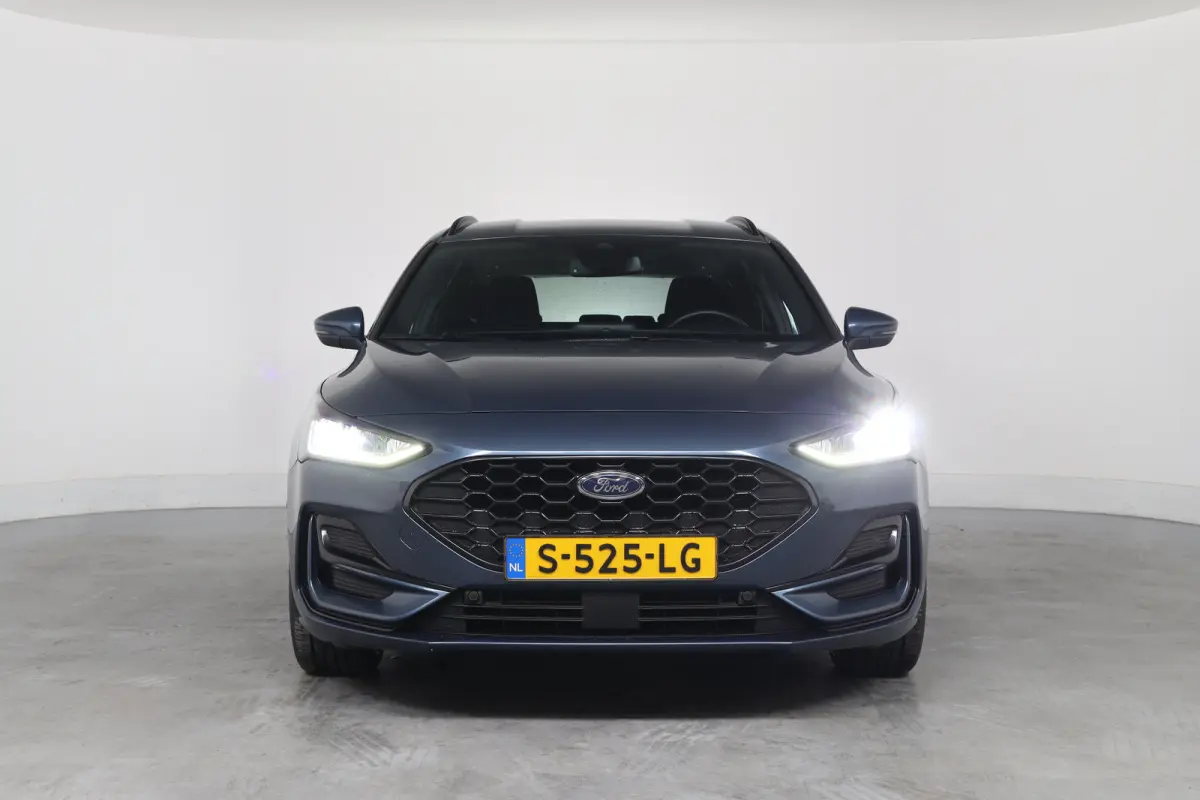 1.0EB Hybrid ST Line | Dealer Onderhouden! | 1e Eigenaar! | Winterpack | Camera | LED | Clima | Navi | Cruise Control | Parkeersensoren V+A | DAB | Lichtmetalen Velgen