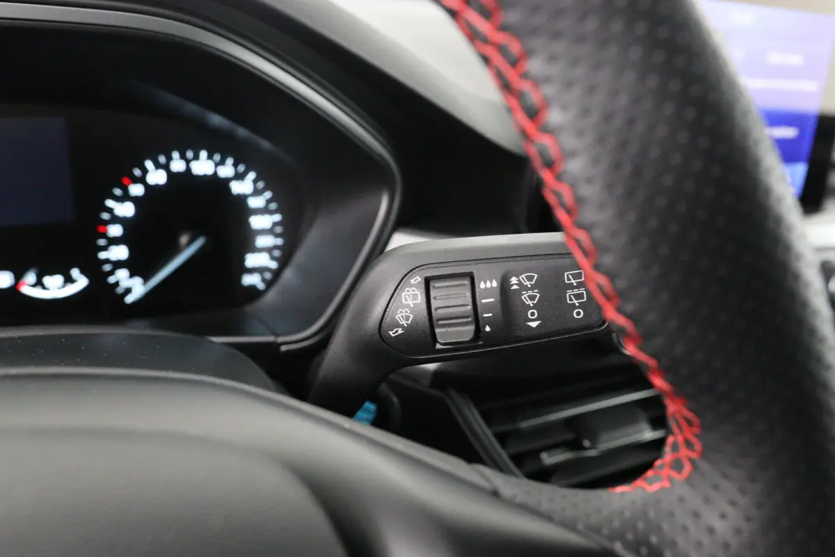 1.0EB Hybrid ST Line | Dealer Onderhouden! | 1e Eigenaar! | Winterpack | Camera | LED | Clima | Navi | Cruise Control | Parkeersensoren V+A | DAB | Lichtmetalen Velgen