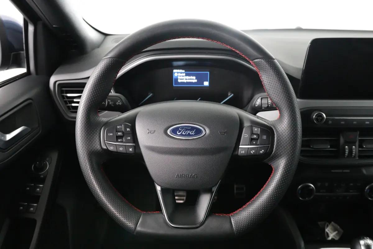 1.0EB Hybrid ST Line | Dealer Onderhouden! | 1e Eigenaar! | Winterpack | Camera | LED | Clima | Navi | Cruise Control | Parkeersensoren V+A | DAB | Lichtmetalen Velgen