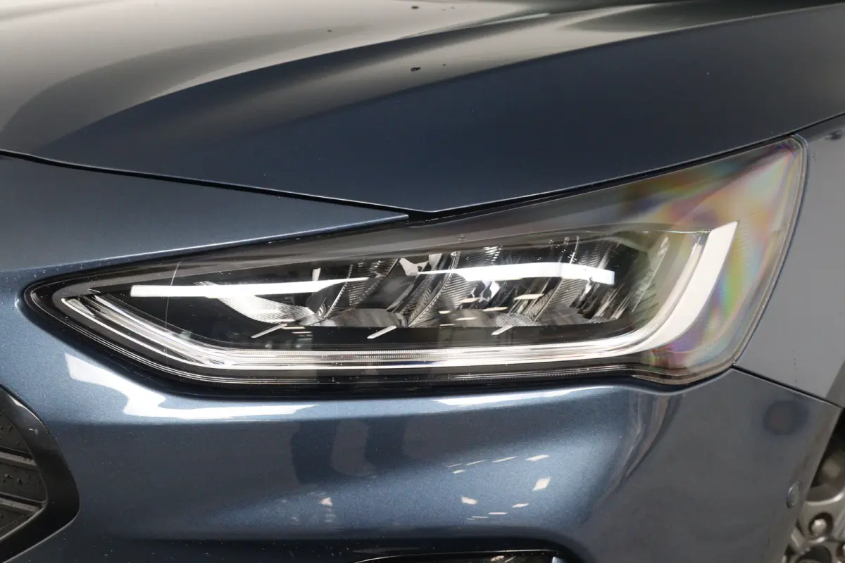 1.0EB Hybrid ST Line | Dealer Onderhouden! | 1e Eigenaar! | Winterpack | Camera | LED | Clima | Navi | Cruise Control | Parkeersensoren V+A | DAB | Lichtmetalen Velgen