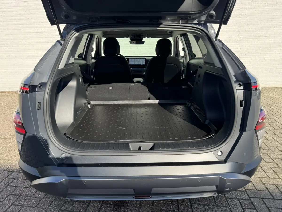 1.6 GDI HEV Comfort Smart - Automaat Achteruitrijcamera Navi Carplay Clima Fabrieksgarantie