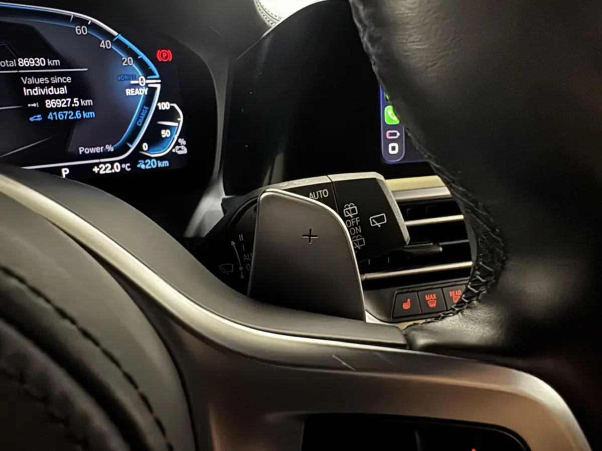 330e xDrive M-Sport Pano Laser Kuipstoelen