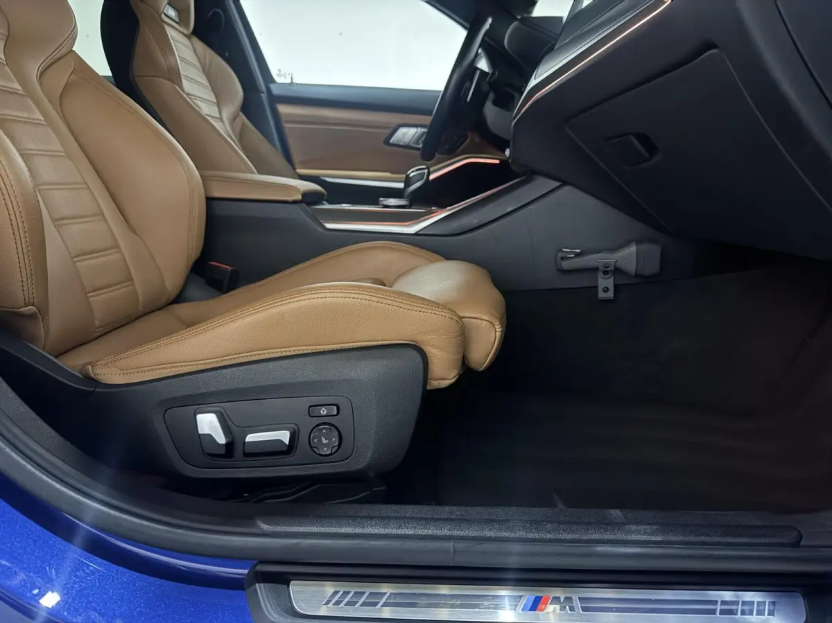 330e xDrive M-Sport Pano Laser Kuipstoelen