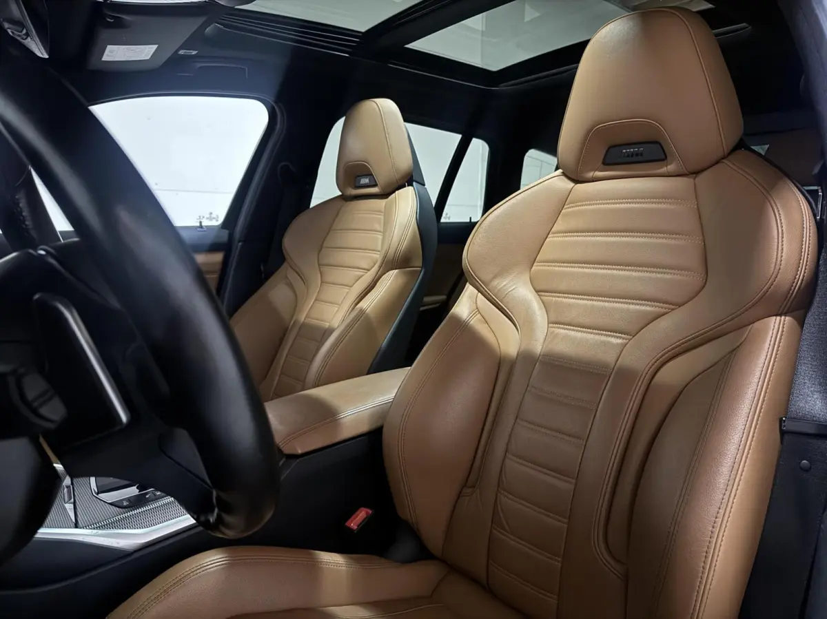 330e xDrive M-Sport Pano Laser Kuipstoelen