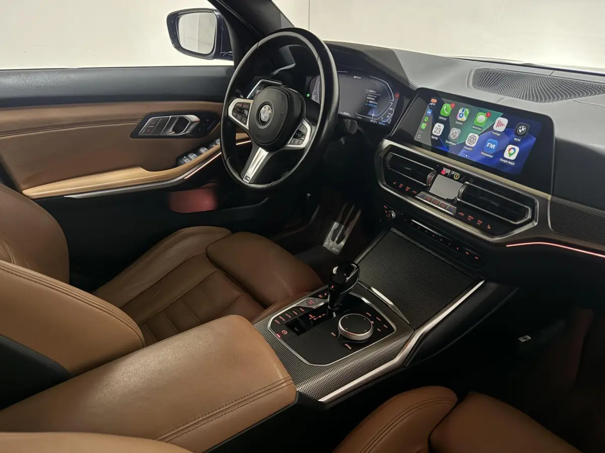 330e xDrive M-Sport Pano Laser Kuipstoelen