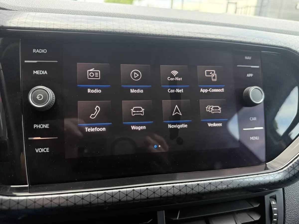 1.0 TSI Style Virtual Display