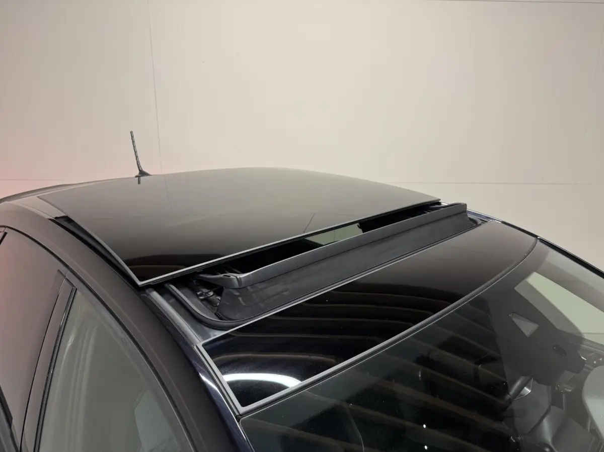 1.0 TSI R-Line Pano DSG Virtual Carplay Camera