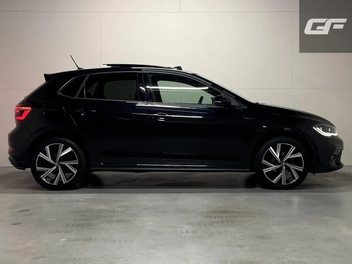 1.0 TSI R-Line Pano DSG Virtual Carplay Camera