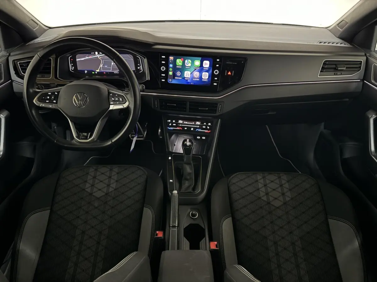 1.0 TSI R-Line Pano DSG Virtual Carplay Camera