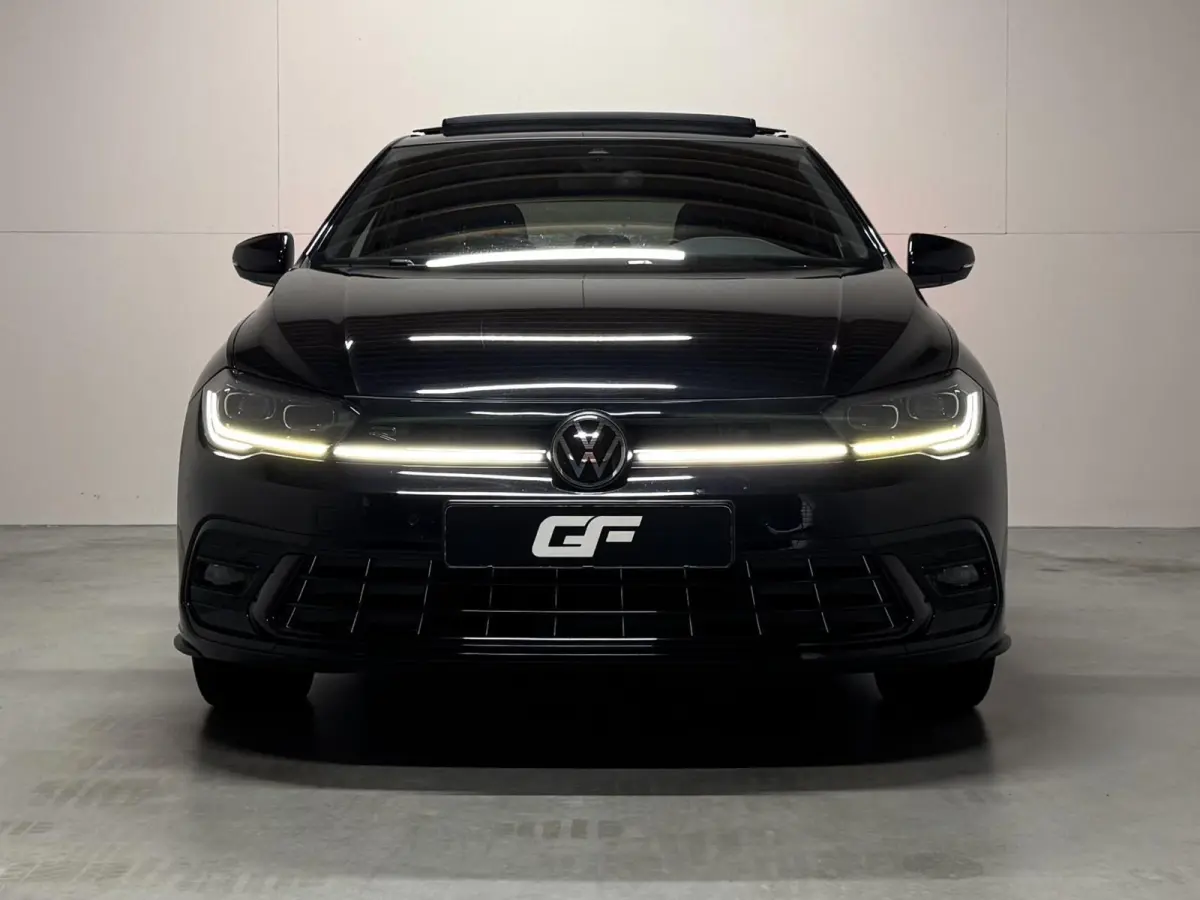 1.0 TSI R-Line Pano DSG Virtual Carplay Camera