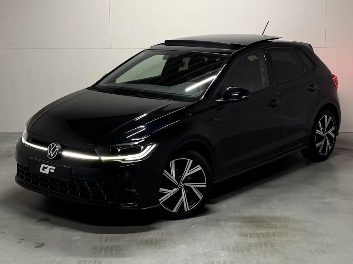 1.0 TSI R-Line Pano DSG Virtual Carplay Camera