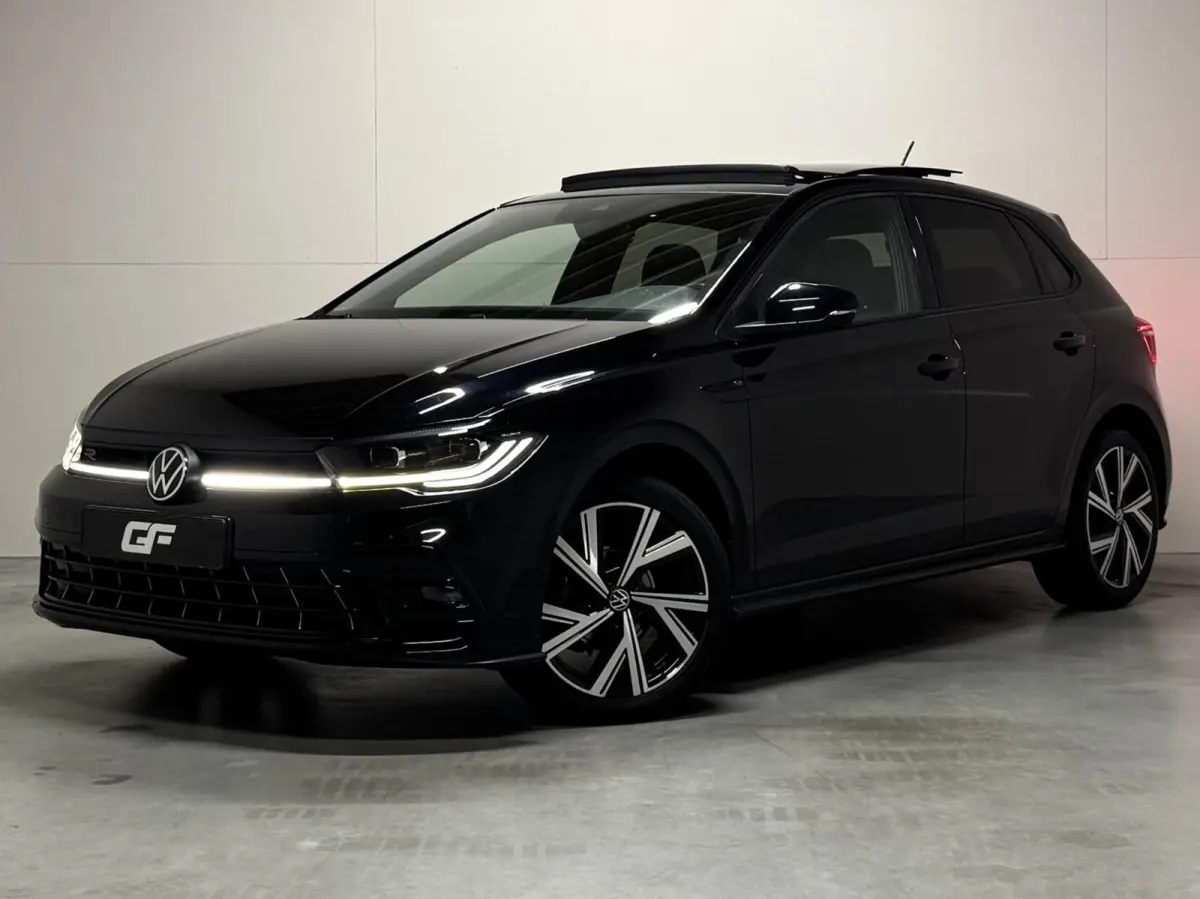 1.0 TSI R-Line Pano DSG Virtual Carplay Camera