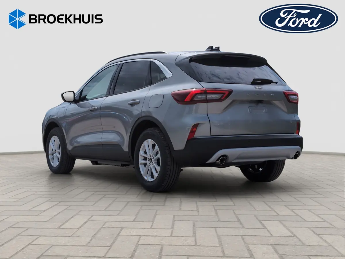2.5 PHEV Titanium | Achterbank verwarmd | Achteruitrijcamera | All Weather banden