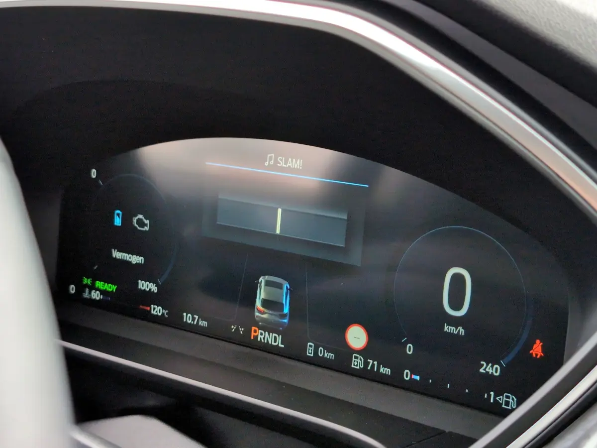 2.5 PHEV Titanium | Achterbank verwarmd | Achteruitrijcamera | All Weather banden