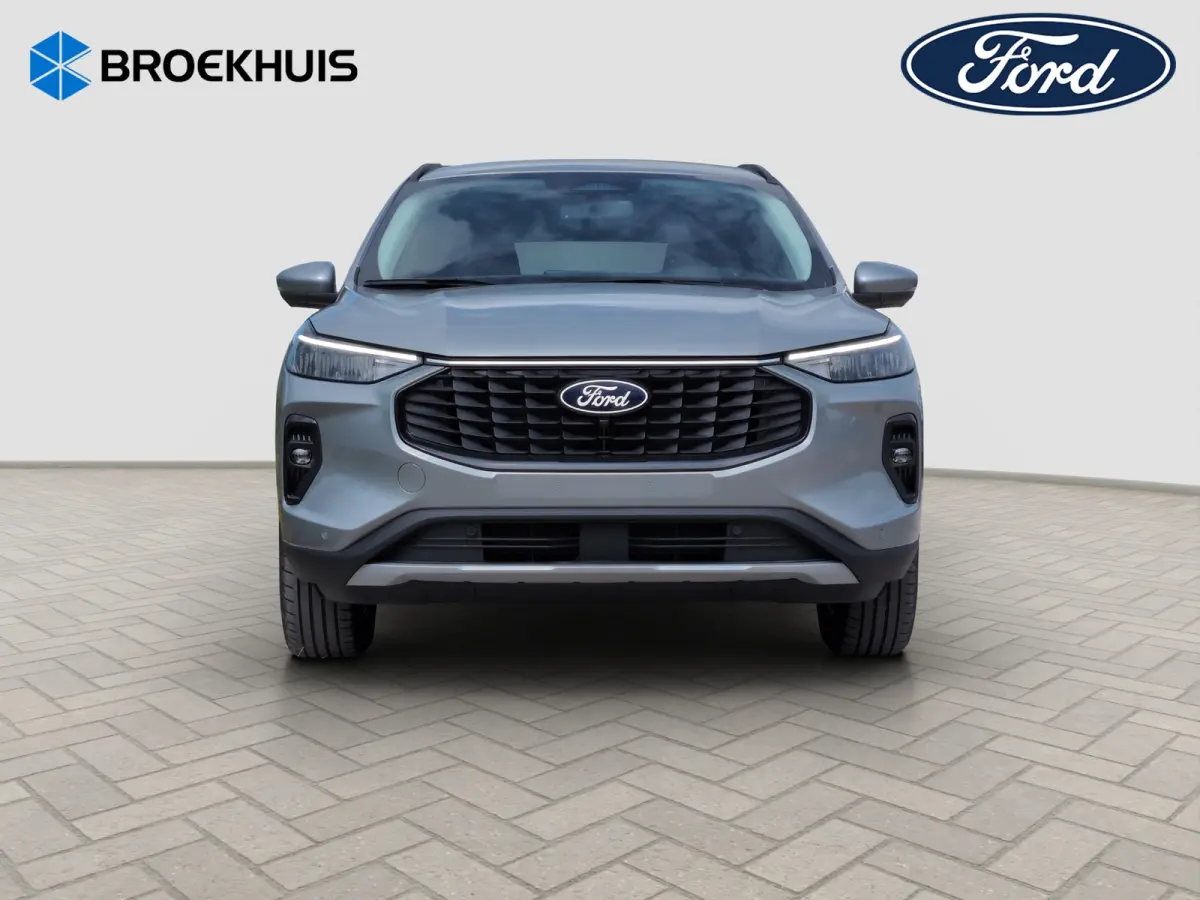2.5 PHEV Titanium | Achterbank verwarmd | Achteruitrijcamera | All Weather banden