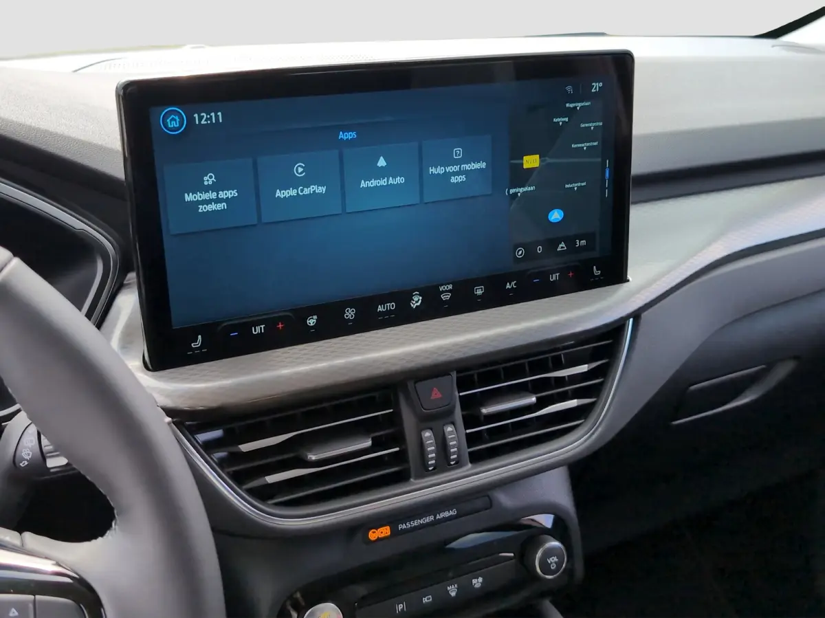 2.5 PHEV Titanium | Achterbank verwarmd | Achteruitrijcamera | All Weather banden