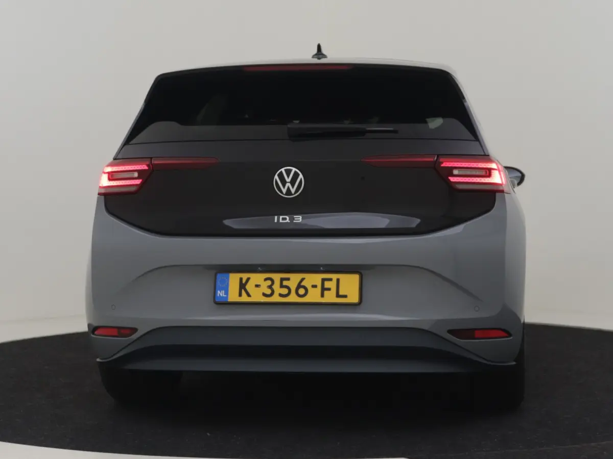 First Plus 58 kWh l Afneembare Trekhaak | Stoel- en stuurverwarming | Matrix verlichting | Achteruitrijcamera | 19"LMV