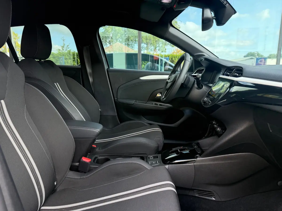 1.2 Turbo Hybrid GS - Automaat - Navi - Climate - Org.NL