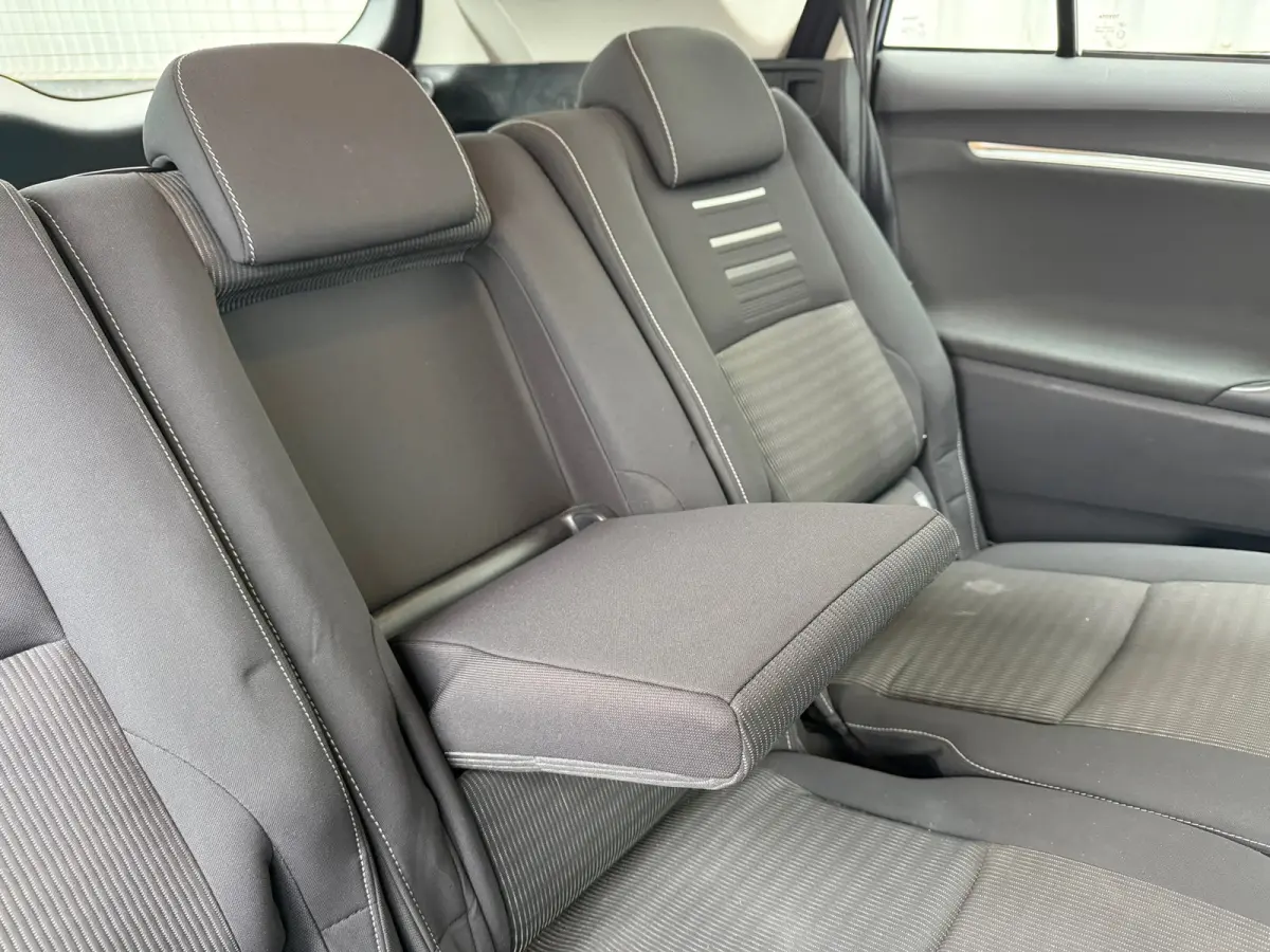 1.8 VVT-i Aspiration Automaat Airco Cruise Trekhaak Xenon