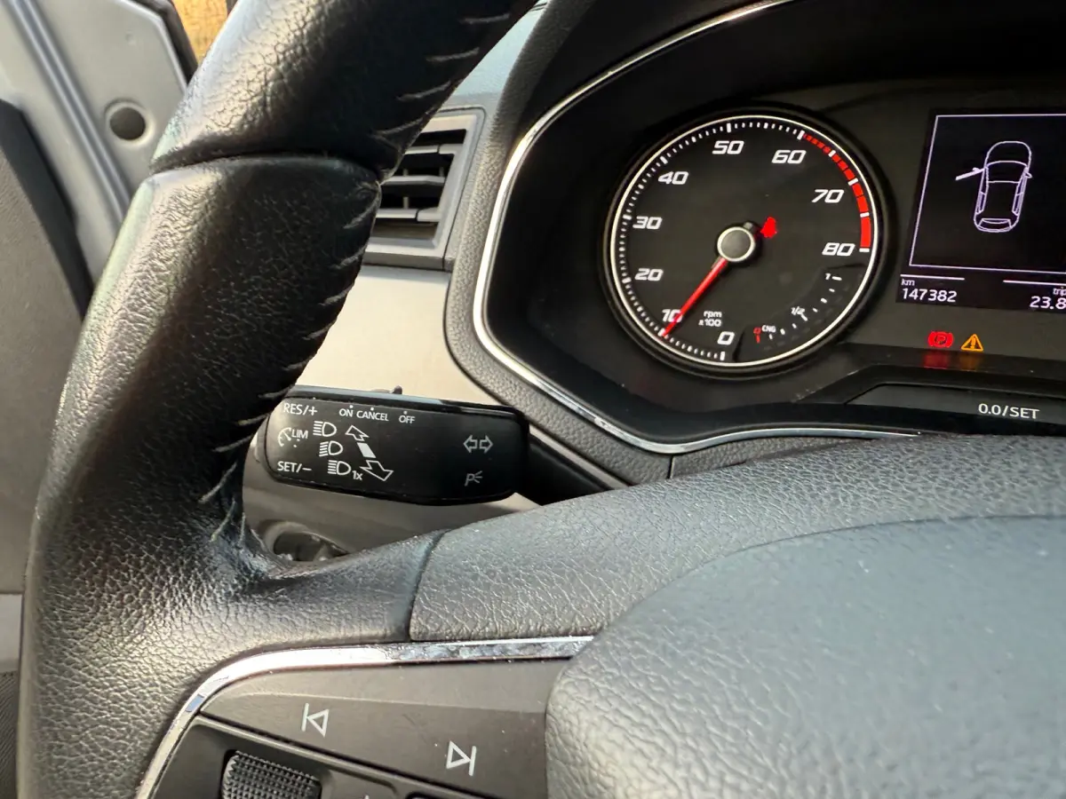1.0 TGI Style Business CLIMA I PDC I CRUISE I VOLL ONDH