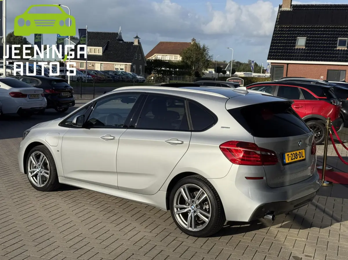 225xe iPerformance Centennial Executive |M-pakket|Pano|Leer|Camera