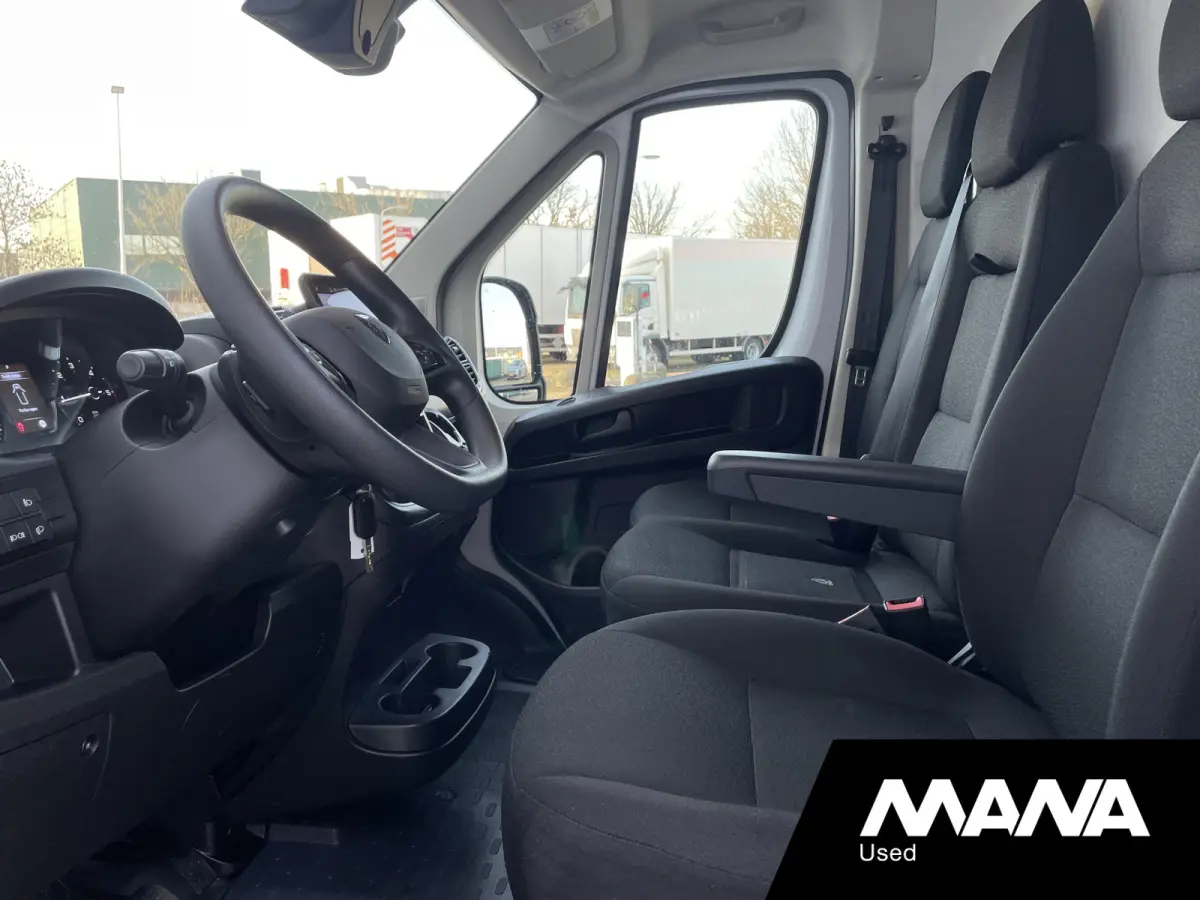 2.2BlueHDi 180PK Automaat S&S L4H2 Nieuw model Navi Camera Carplay PDC