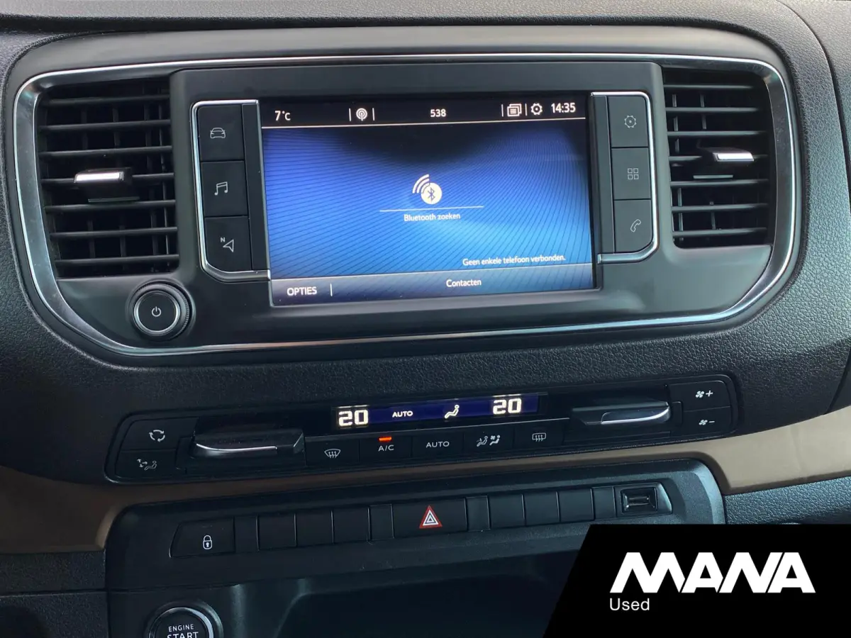 2.0 D-4D Dynamic L3H1 DC 177PK Automaat Dakraam LM Velgen Cruise 360camera Sensoren Bluetooth Navi