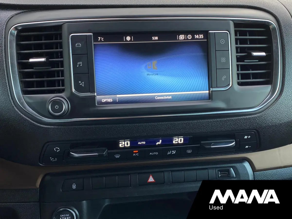 2.0 D-4D Dynamic L3H1 DC 177PK Automaat Dakraam LM Velgen Cruise 360camera Sensoren Bluetooth Navi
