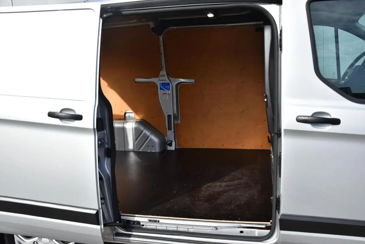 2.0 TDCI L1H1 Aut. E6 Airco Navi PDC NAP
