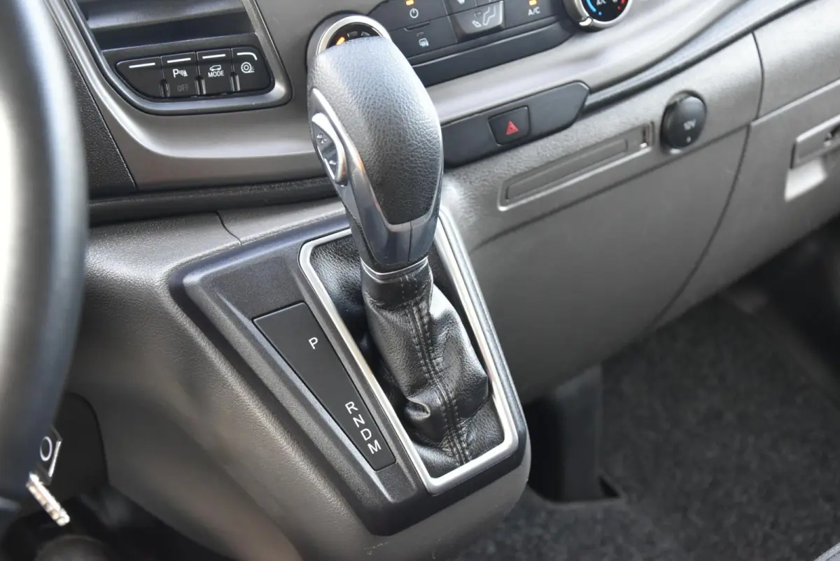2.0 TDCI L1H1 Aut. E6 Airco Navi PDC NAP