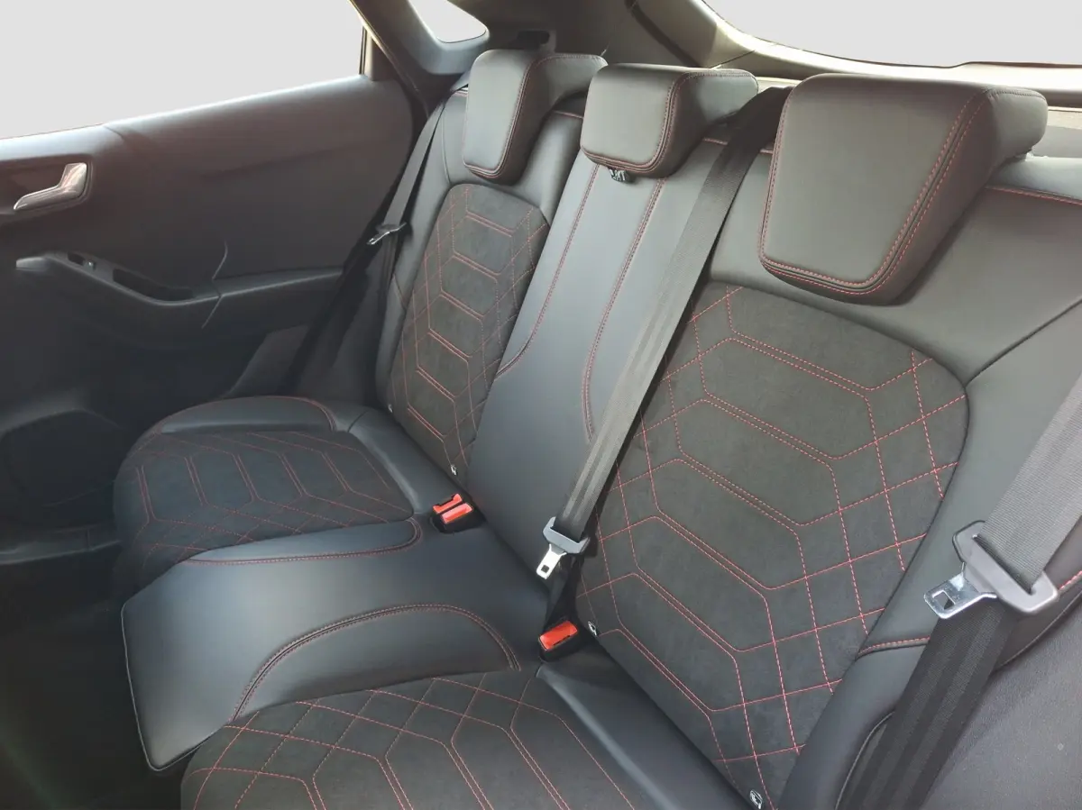 1.0 EcoBoost ST-Line X | Airco (automatisch) | Armsteun voor | Bang & Olufsen Sound System