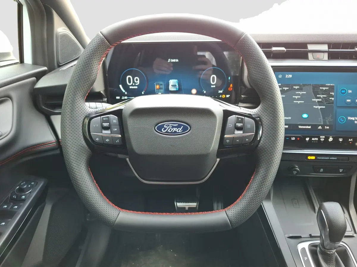 1.0 EcoBoost ST-Line X | Airco (automatisch) | Armsteun voor | Bang & Olufsen Sound System