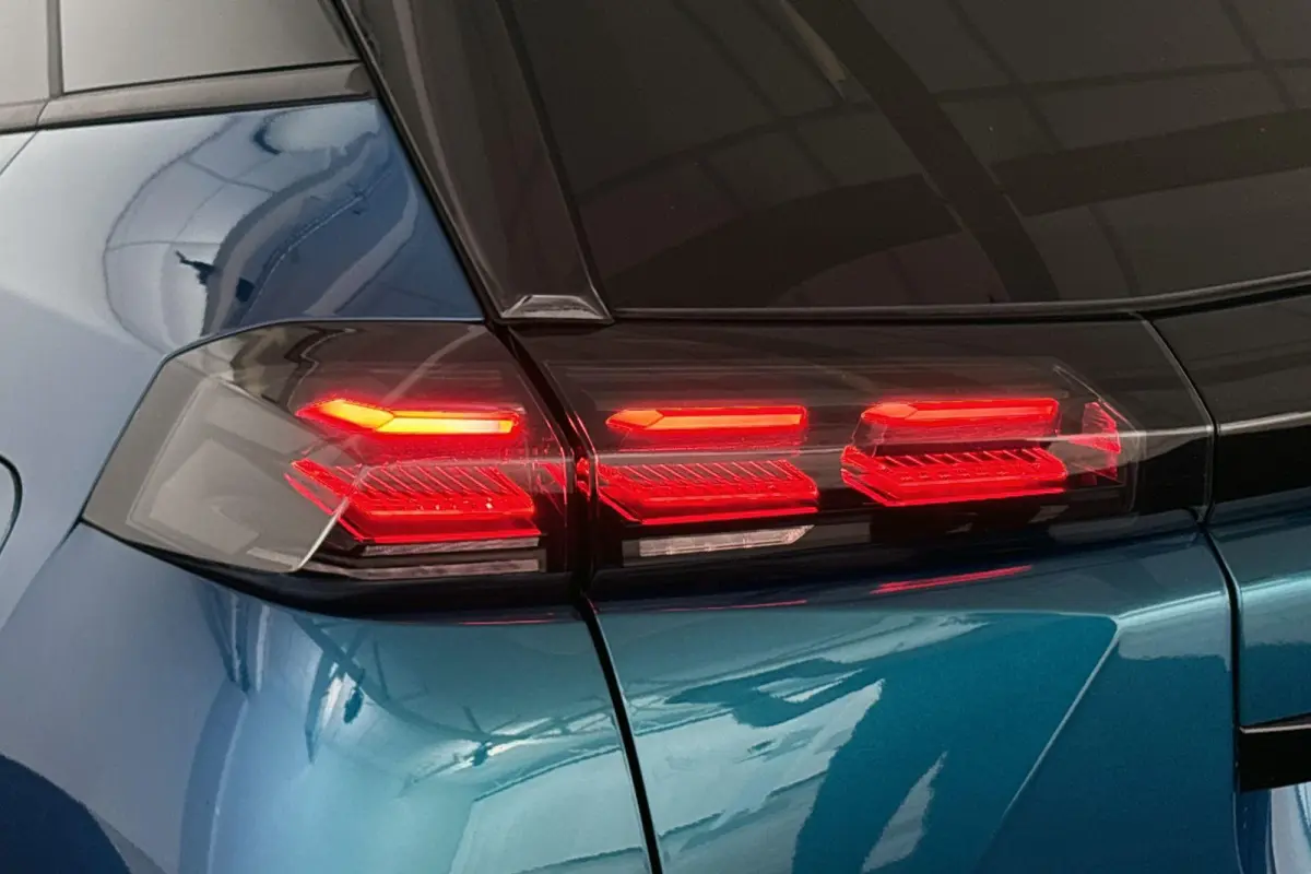 1.2 Hybrid 145 GT Keyless Camera Dodehoek Adaptive Cruise