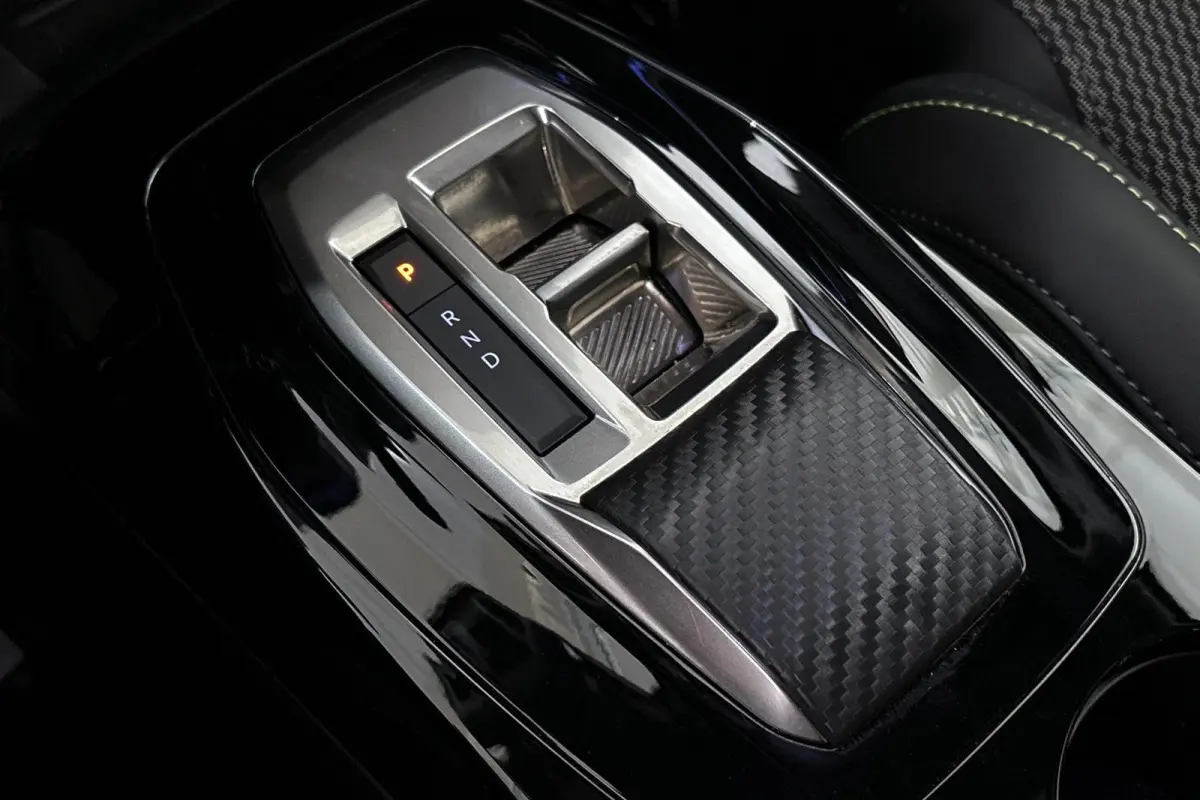 1.2 Hybrid 145 GT Keyless Camera Dodehoek Adaptive Cruise
