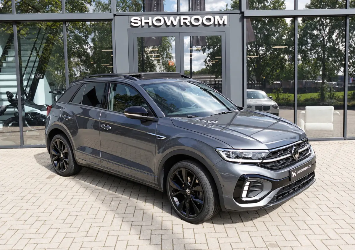 1.5 TSI R-Line Business+ PANO IQ.LIGHT ACC VOL