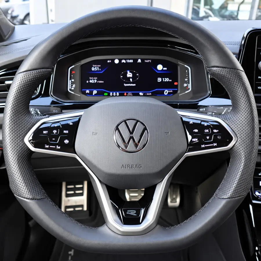 1.5 TSI R-Line Business+ PANO IQ.LIGHT ACC VOL
