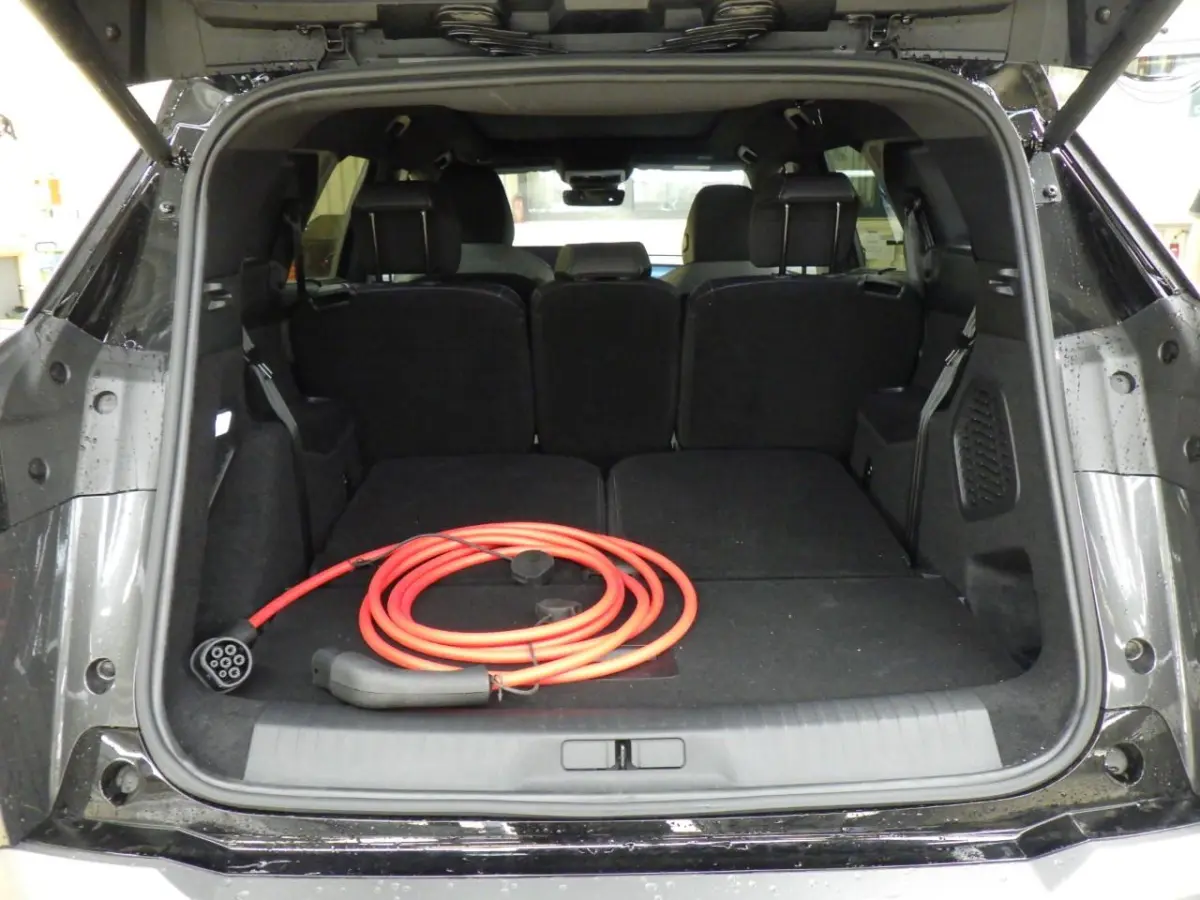 GT Exclusive 73 kWh 7p | Fase 3 laden | SOH 100% | Panorama/schuifdak | Lederen bekleding | Trekhaak | Massage | NL auto |