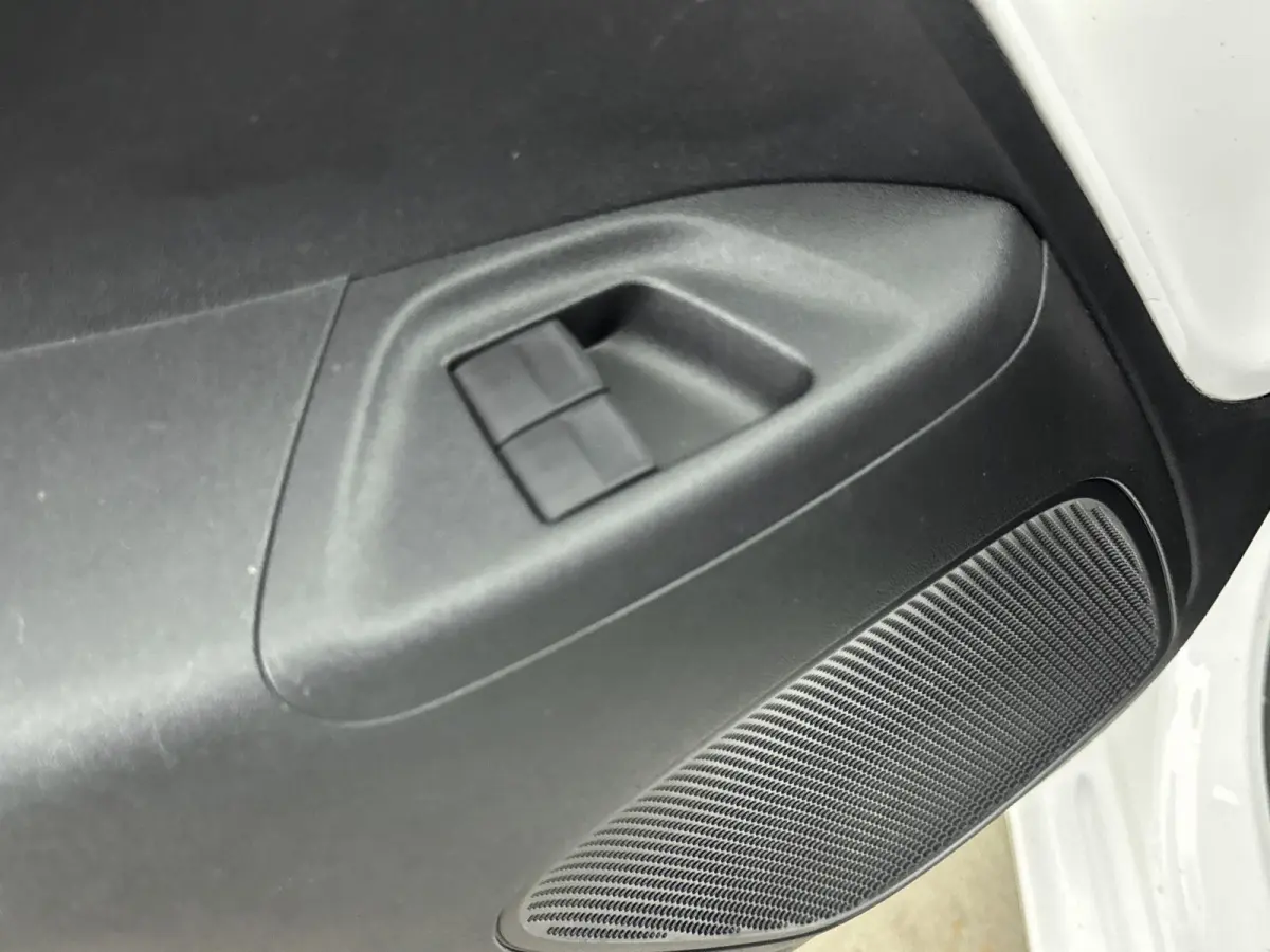 72 pk Allure | Apple Carplay/Android Auto | AchteruitrijCamera | Climate Control Getinte Achterruiten