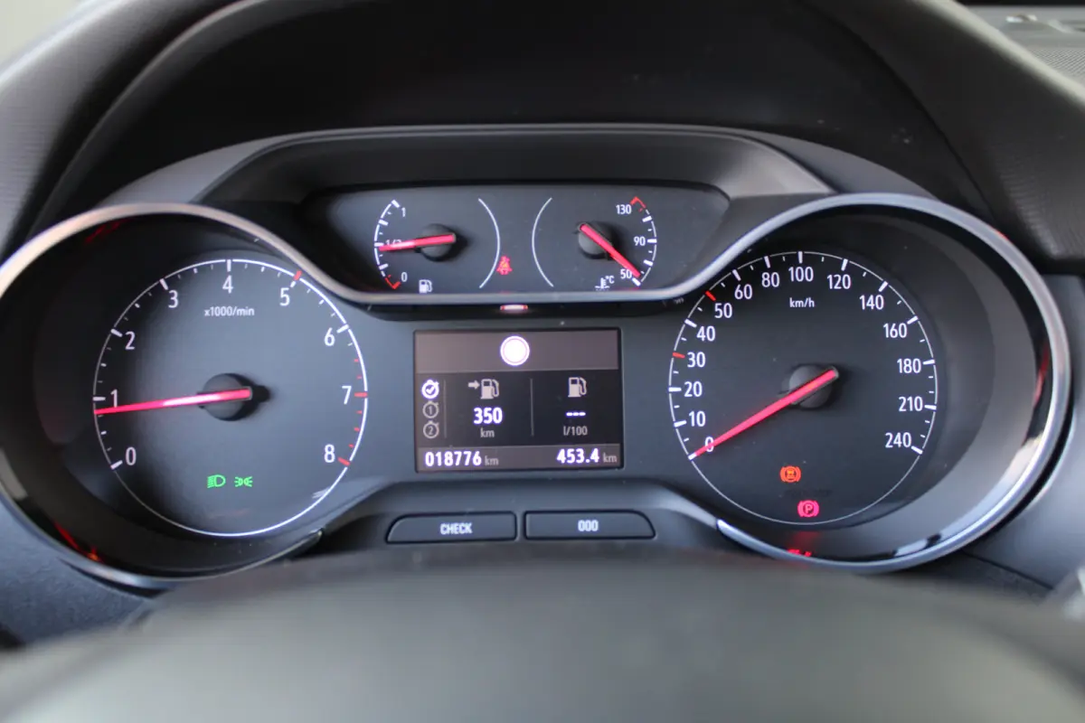 1.2 Turbo Elegance | Navigatie | Achteruitrijcamera | Cruise control | Climate control |