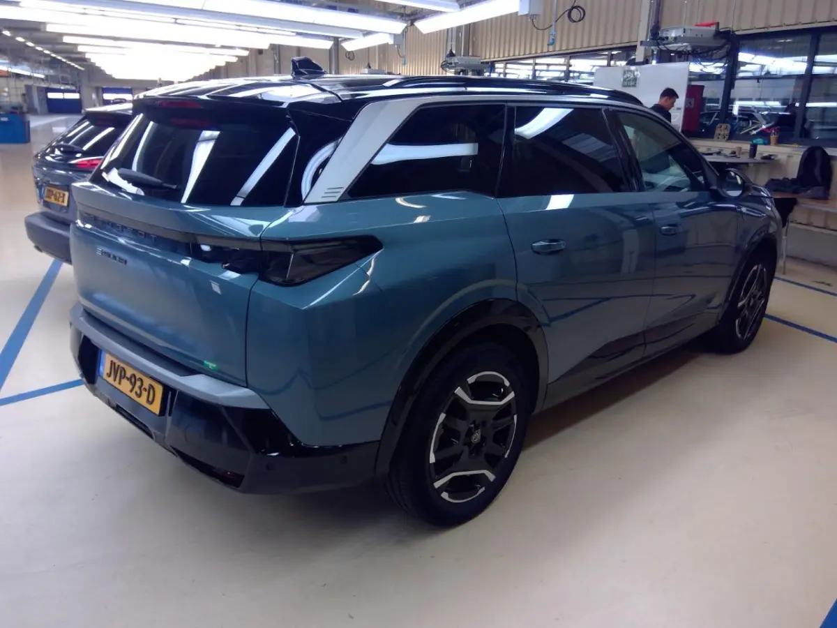 GT Avantage 73 kWh 7p | Fase 3 laden | SOH 100% | Luxe stoelen | Elektrische verstelbare stoelen | Alcantara | NL auto |